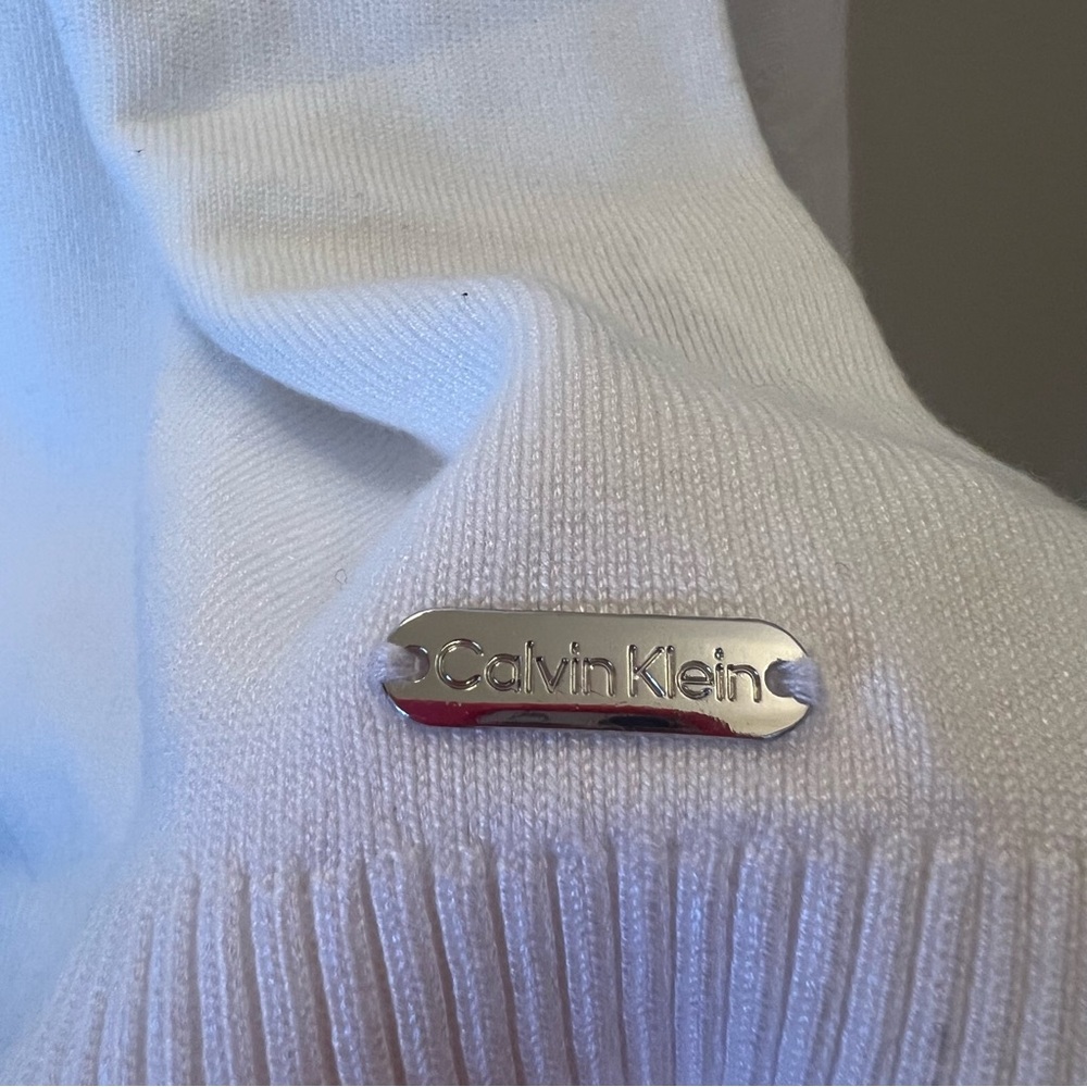 Calvin Klein White Knit Crewneck Sweater Medium NWT - Picture 7 of 9